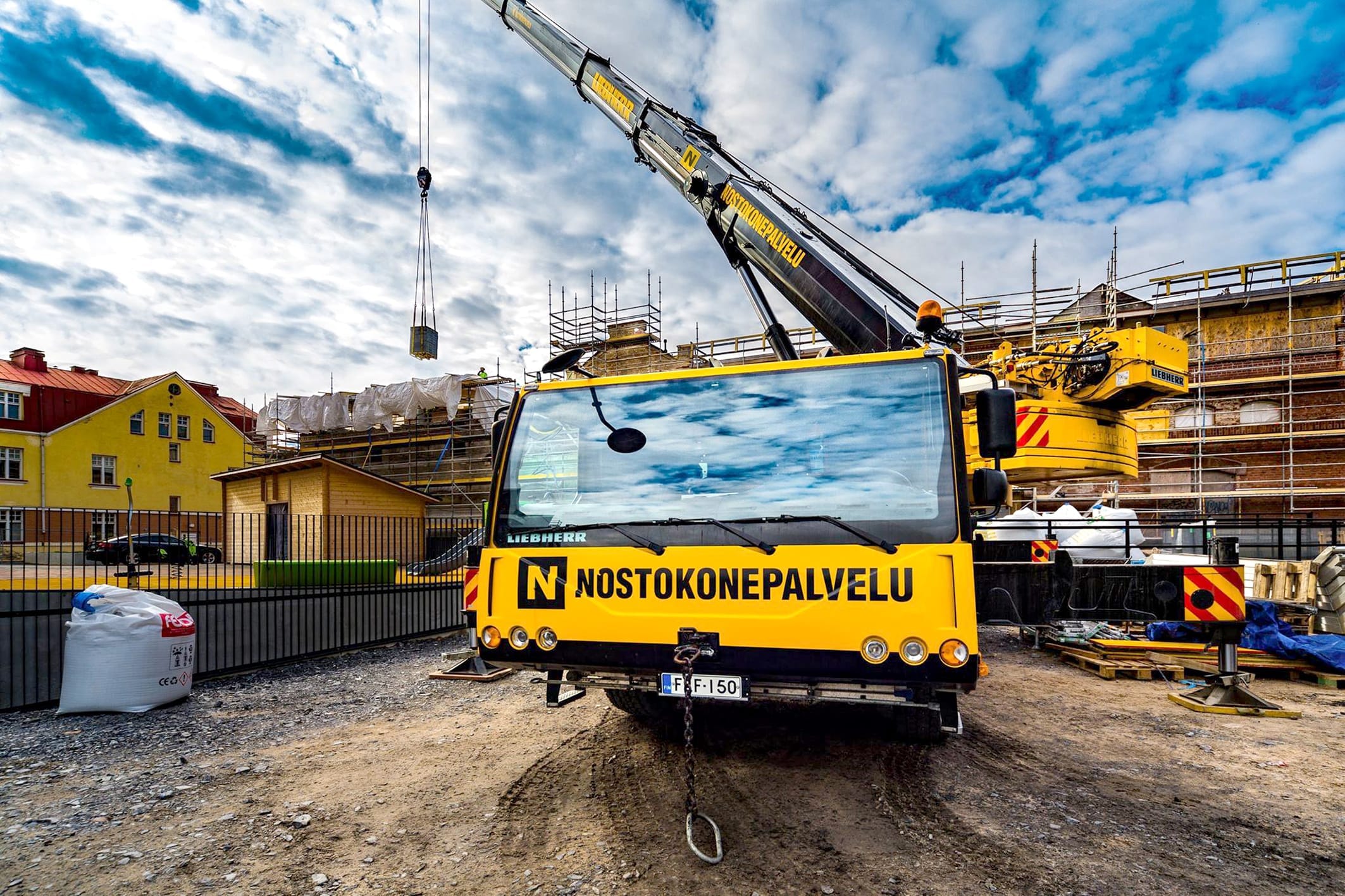 Nostokonepalvelu
